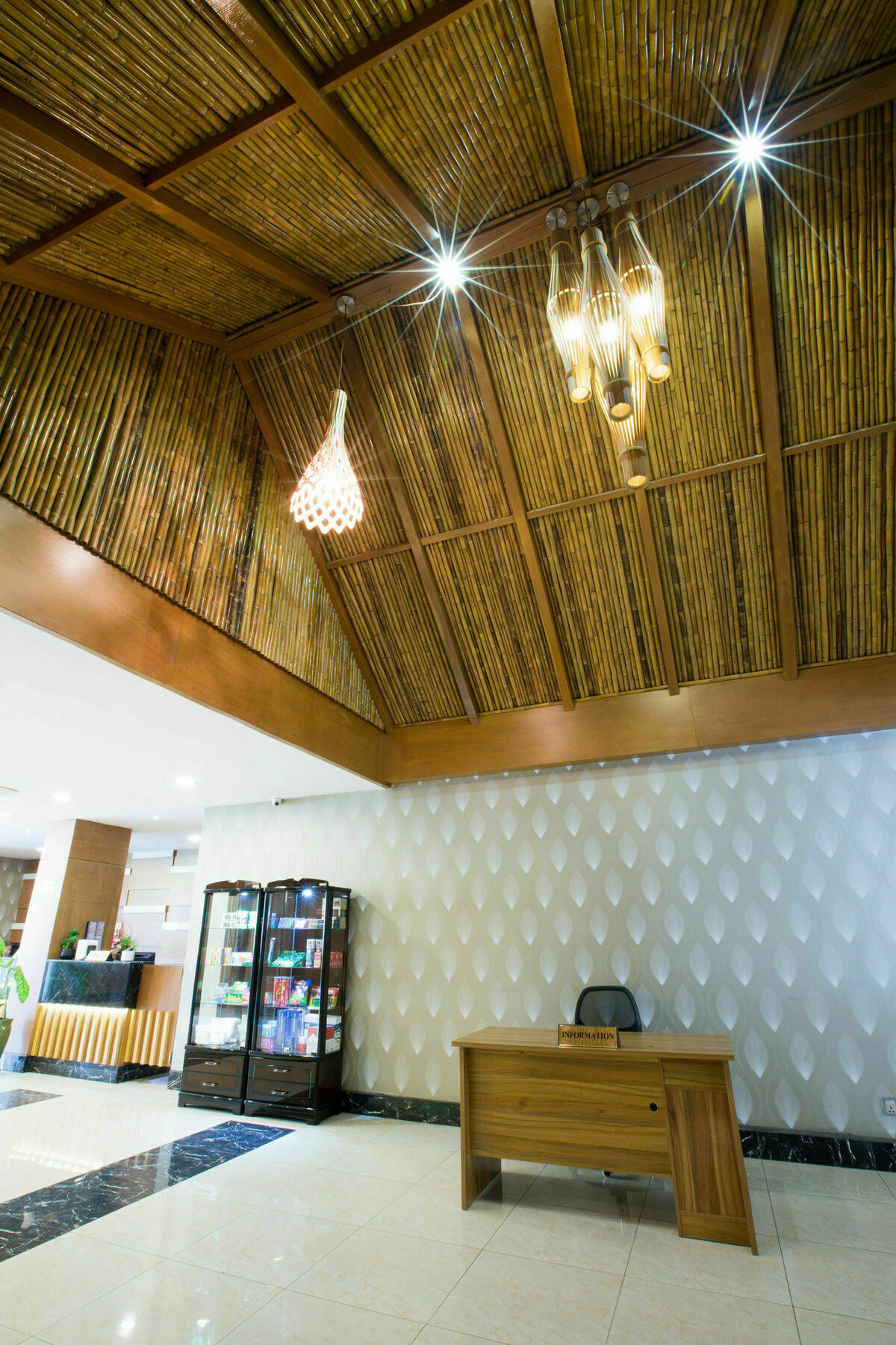 Uptown Hotel Rangun Zewnętrze zdjęcie